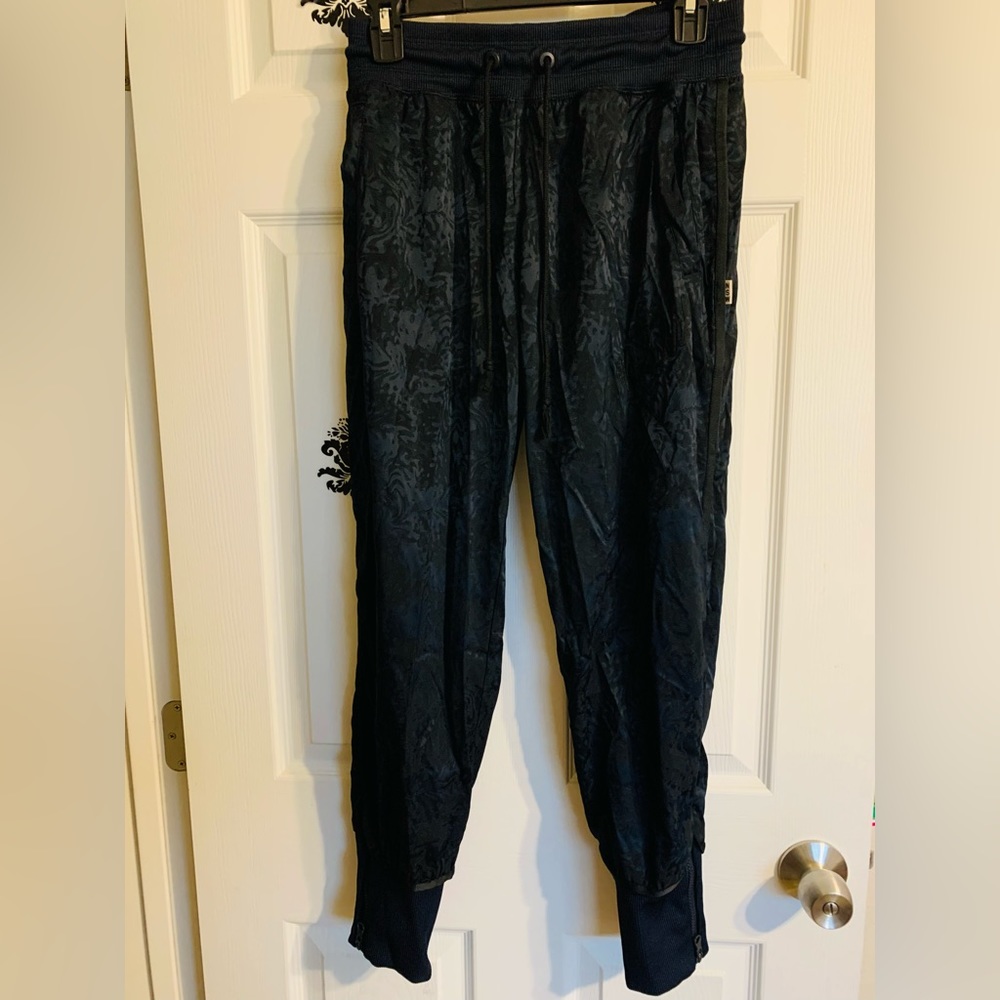 Nike dark blue pants size S